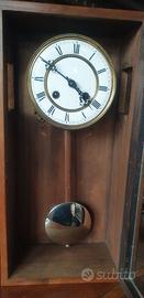 vecchio orologio apendolo