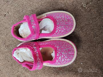 Pantofole asilo bimba