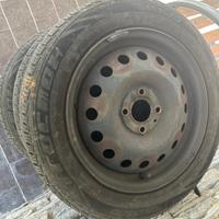 gomme invernali 175/60 R15 