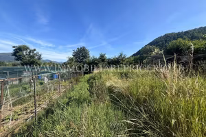 Terreno di 4690 m² a Villa d'Adda