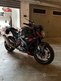M1000R competition