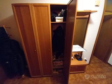 Armadio con specchio