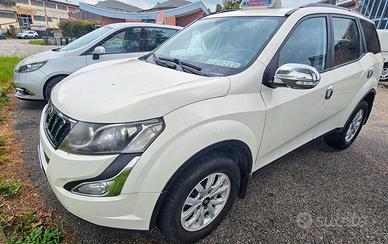 Mahindra XUV500 2.2 16V FWD W8