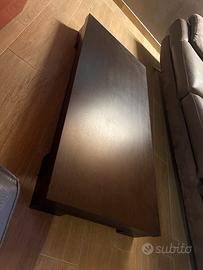 Tavolino legno scuro