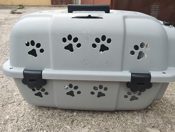 Gabbia e trasportino coniglio