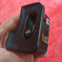 pulsantiera anteriore dx alfa 147