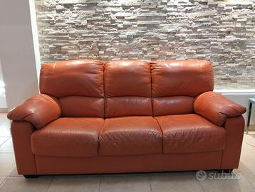 Divani pelle arancione