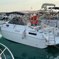 Cruiser americano Glasstream 25 con 300 cv 4 tempi