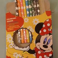 Matite colorate nuove