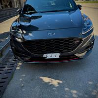 Kuga st line x
