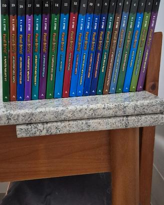 LIBRI PICCOLI BRIVIDI
