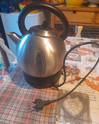 Teiera elettrica. 