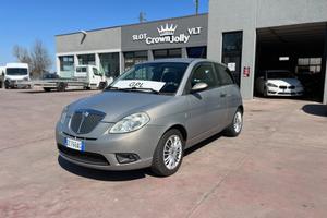 Lancia Ypsilon 1.4 Argento Ecochic GPL