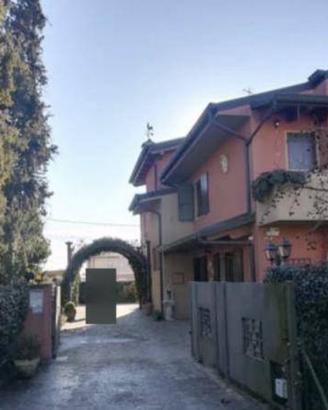 Immobile in asta di 234 m² con 4 locali a Grisigna