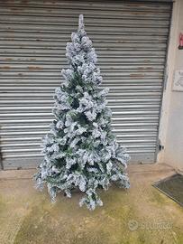 albero di Natale innevato 2,15 mt con luci