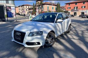 Audi A3 1.6 TDI DPF Ambition #10078