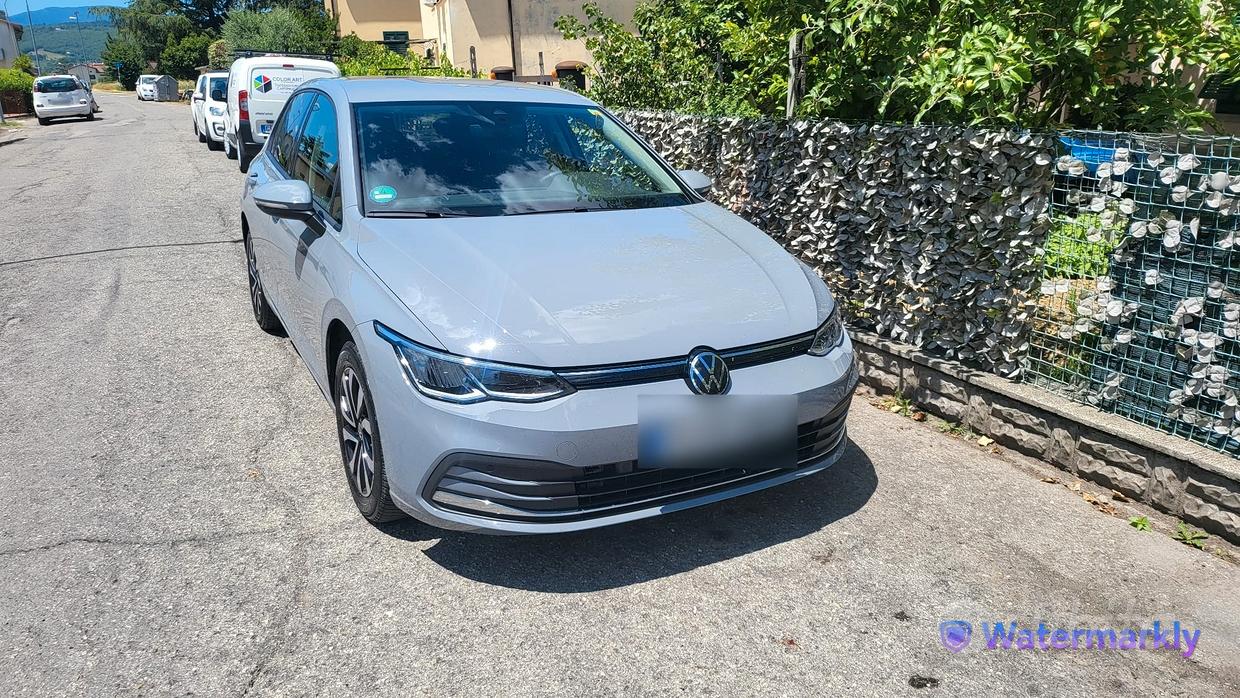 VOLKSWAGEN Golf 8ª serie