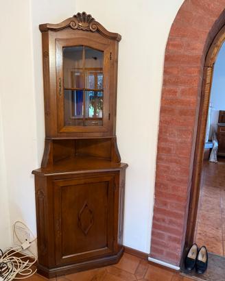 Mobile angolare in legno