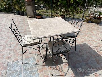 n.2 set tavolo e sedie da giardino