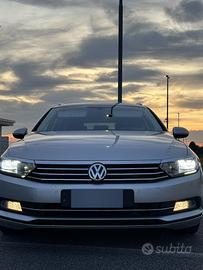 Volkswagen Passat B8 2.0 TDI 150 CV Automatica