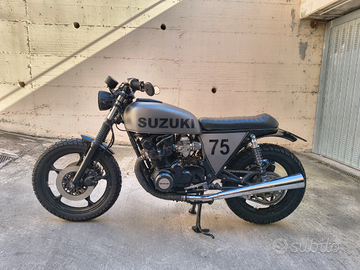 Suzuki GS550E