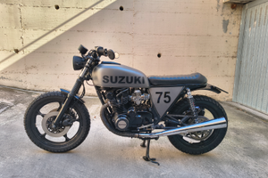 Suzuki GS550E