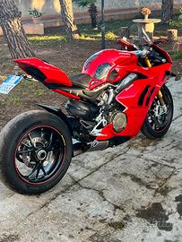 Ducati Panigale v4s