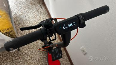 Monopattino elettrico Segway Ninebot E2 Plus II