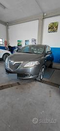 Lancia ypsilon 1.2 gpl  TRATTABILE
