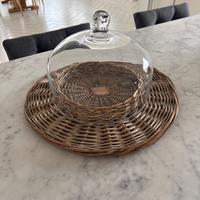 Vassoio con cloche in vetro
