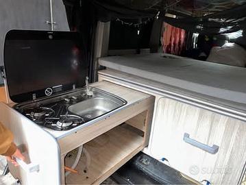 Kit camperizzazione mini van letto + cucina