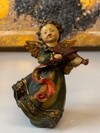 Angioletto che suona il violino