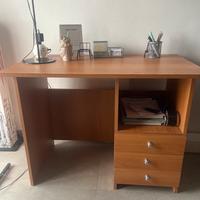 Libreria e scrittoio