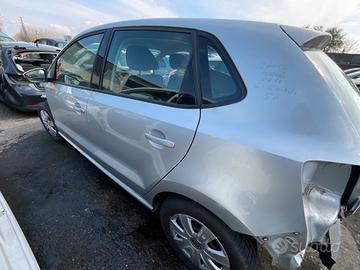 POLO 6R 2012 PORTIERA PER RICAMBI