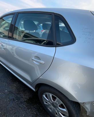 POLO 6R 2012 PORTIERA PER RICAMBI