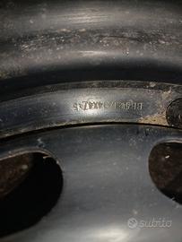 ruota  per Ford  fiesta quinta serie anno 2005