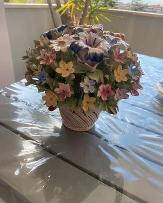 Vaso in ceramica di Capodimonte