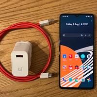 OnePlus 7T  8 GB + 128 GB UFS 3.0 OLED 90Hz 48MP