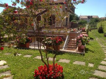 Casa vacanza in Villa con giardino
