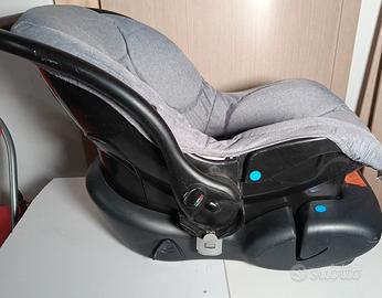 Lotto 4  seggiolini neonati - 