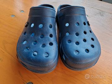 calzature "crocs"