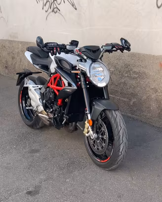 Mv agusta brutale 800