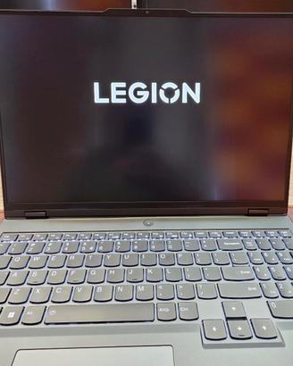 Legion Pro 7 16" i9 14900 HX RTX4090 in GARANZIA