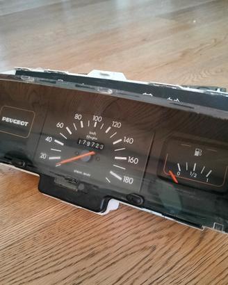 Quadro strumenti PEUGEOT 205
