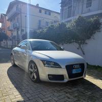 TT Coupe 2.0 TFSI Sline