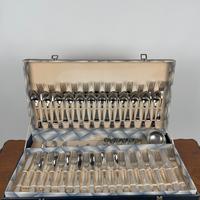 Servizio posate 12 persone Gottinghen Acciaio Inox