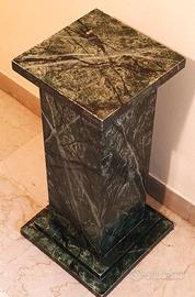 COLONNA IN LEGNO MASSELLO DIPINTO.
