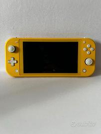Nintendo Switch Lite Gialla Console Completa
