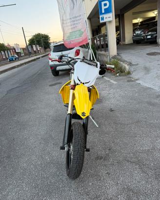 Suzuki 450 valenti