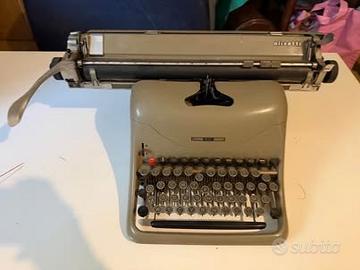 Macchina da scrivere Olivetti M80
